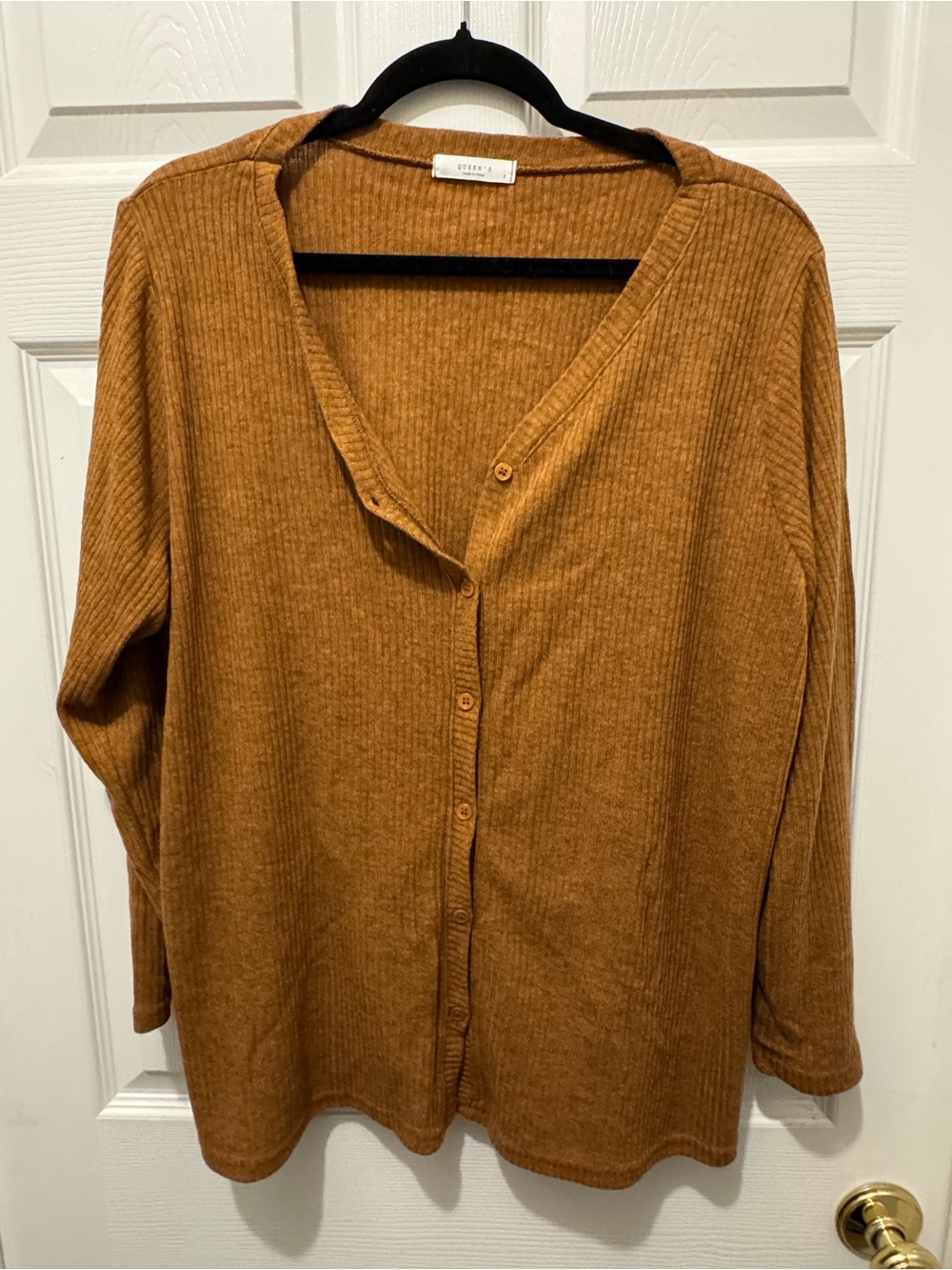 Queens’s made in Koerea Cozy Ribbed Button-Front Sweater Cardigan — Rust sz2
